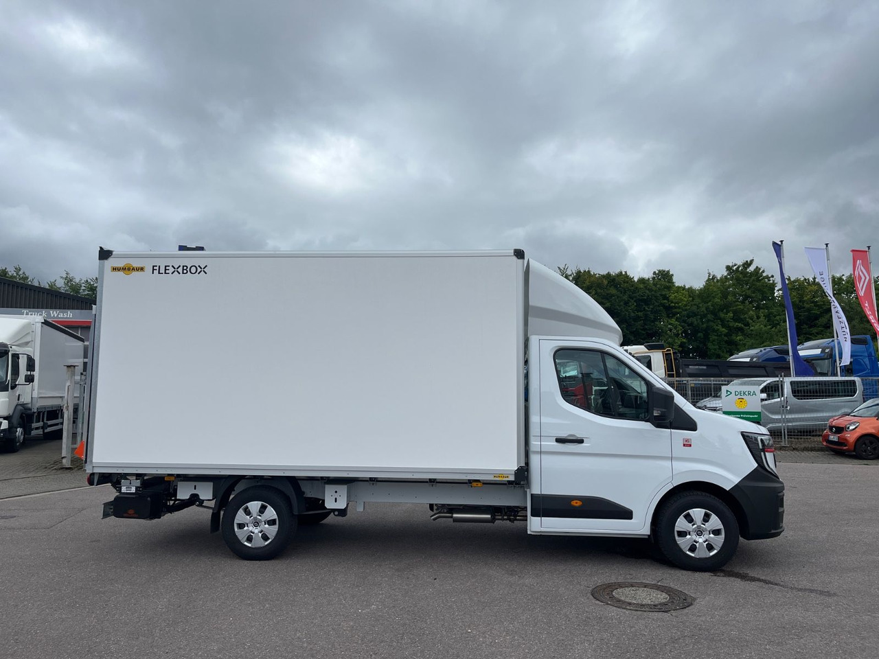 Renault MASTER HUMBAUR KOFFER - Closed box van: picture 3 Renault MASTER HUMBAUR KOFFER - Closed box van: picture 3