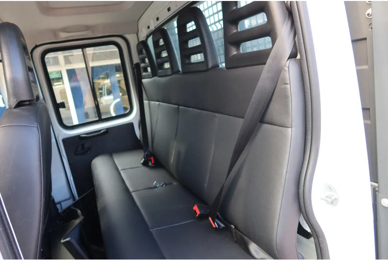 Iveco Daily 35C16 HI Matic Dubbele cabine open 7 persoons uitvoering. Dubbel lucht achter as. 3.0 L motor - Commercial vehicle, Combi van: picture 5 Iveco Daily 35C16 HI Matic Dubbele cabine open 7 persoons uitvoering. Dubbel lucht achter as. 3.0 L motor - Commercial vehicle, Combi van: picture 5