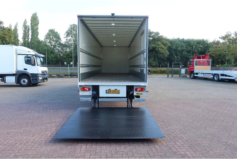 DAF CF 290 FA Bak + klep Dhollandia 2000 kg - Box truck: picture 4 DAF CF 290 FA Bak + klep Dhollandia 2000 kg - Box truck: picture 4