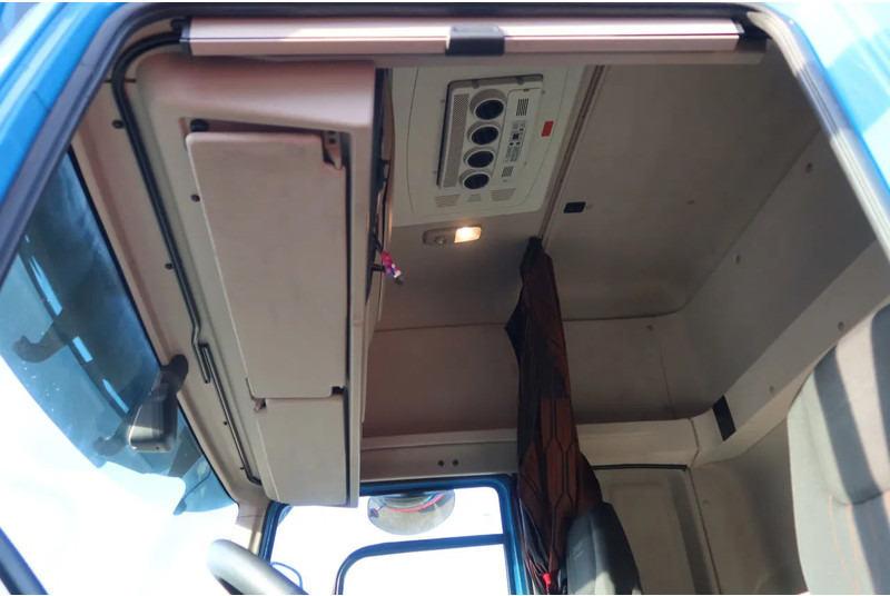 DAF CF 410 DAF CF 410 Bakwagen+Trailer 2x DHollandia 2000kg 6 stuks in voorraad!! - Box truck: picture 4 DAF CF 410 DAF CF 410 Bakwagen+Trailer 2x DHollandia 2000kg 6 stuks in voorraad!! - Box truck: picture 4