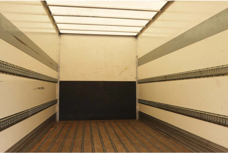 DAF LF 210 Bakwagen+ Dhollandia 1500 kg - Box truck: picture 4 DAF LF 210 Bakwagen+ Dhollandia 1500 kg - Box truck: picture 4