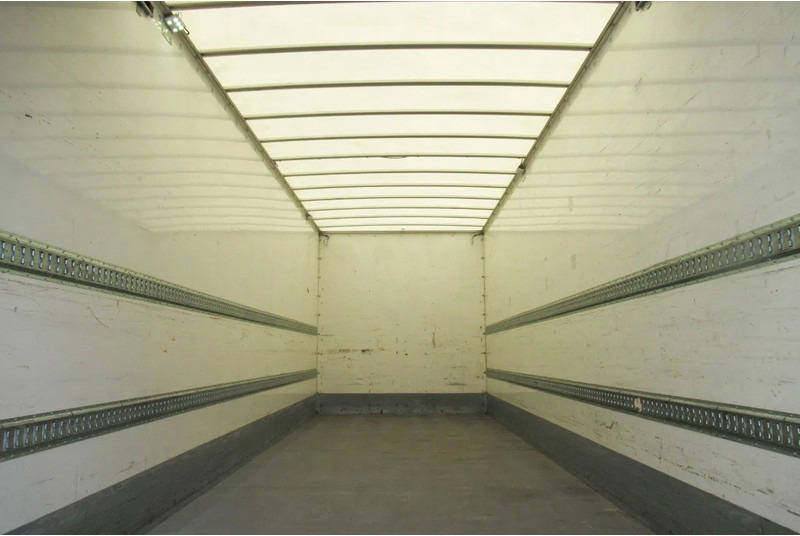 DAF LF 55 320 Euro 6 - Box truck: picture 4 DAF LF 55 320 Euro 6 - Box truck: picture 4