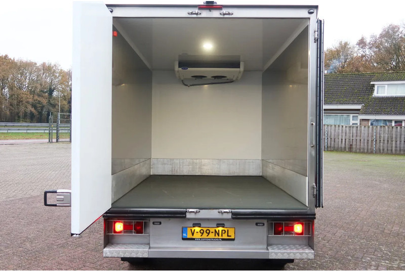 Iveco 35S 180 35 S 180 Hi-Matic - Refrigerated delivery van: picture 4 Iveco 35S 180 35 S 180 Hi-Matic - Refrigerated delivery van: picture 4
