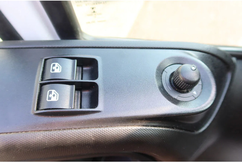 Iveco Daily 35S16 Bakwagen + Laadklep 750kg - Closed box van: picture 5 Iveco Daily 35S16 Bakwagen + Laadklep 750kg - Closed box van: picture 5