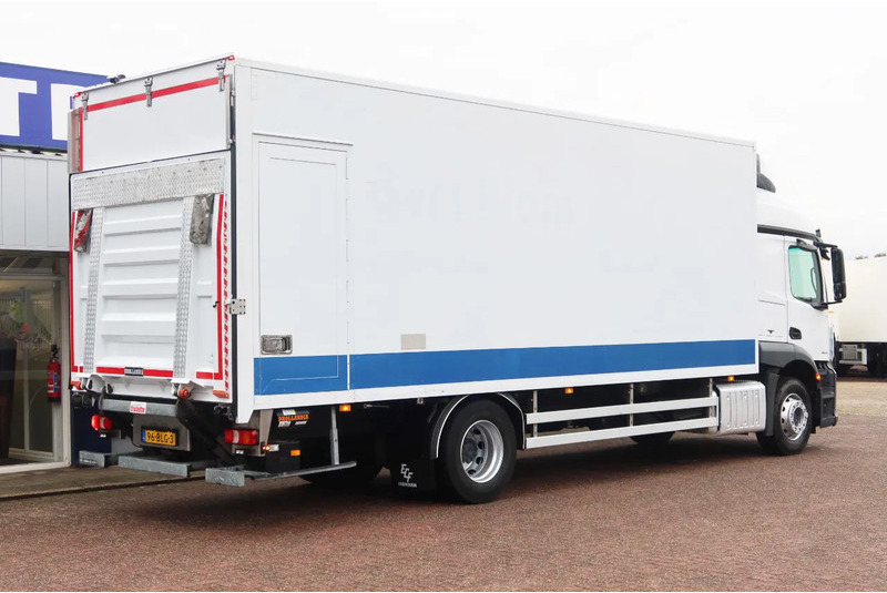 Mercedes-Benz Actros 1924 L Bak + Dhollandia klep 2000 KG + extra accu set. - Box truck: picture 3 Mercedes-Benz Actros 1924 L Bak + Dhollandia klep 2000 KG + extra accu set. - Box truck: picture 3