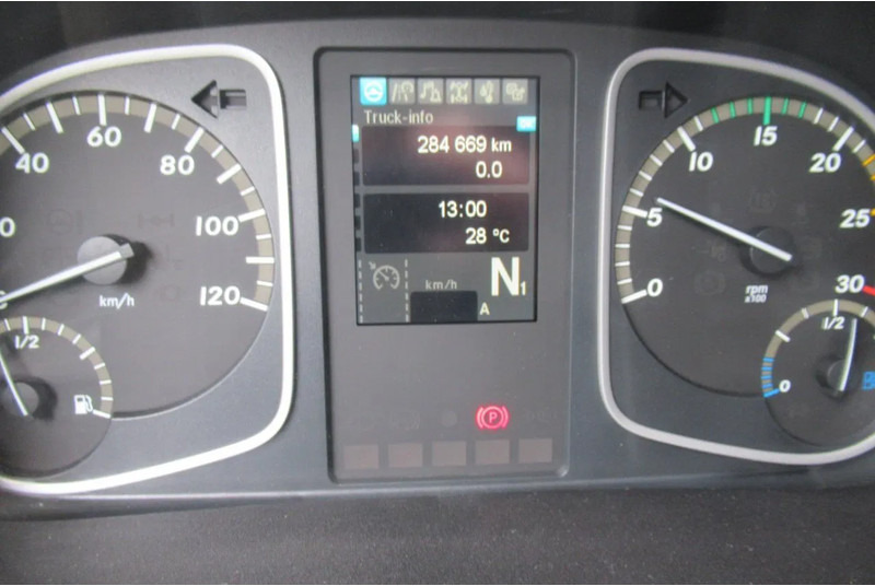 Box truck Mercedes-Benz Atego Bak + klep Euro 6 1527 L: picture 9 Box truck Mercedes-Benz Atego Bak + klep Euro 6 1527 L: picture 9