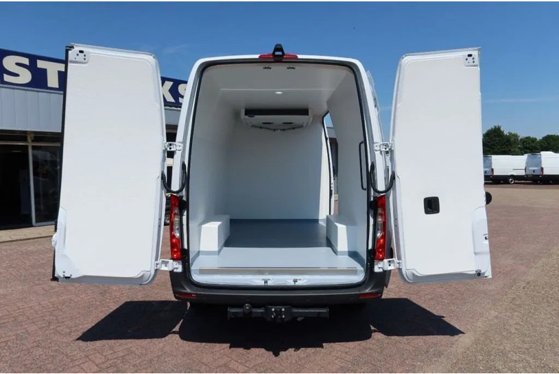 Mercedes-Benz Sprinter 315 CDI Koel/Vries/Verwarmen Carrier Xarios 350 + 220 volt nachtaansluiting - Refrigerated delivery van: picture 3 Mercedes-Benz Sprinter 315 CDI Koel/Vries/Verwarmen Carrier Xarios 350 + 220 volt nachtaansluiting - Refrigerated delivery van: picture 3