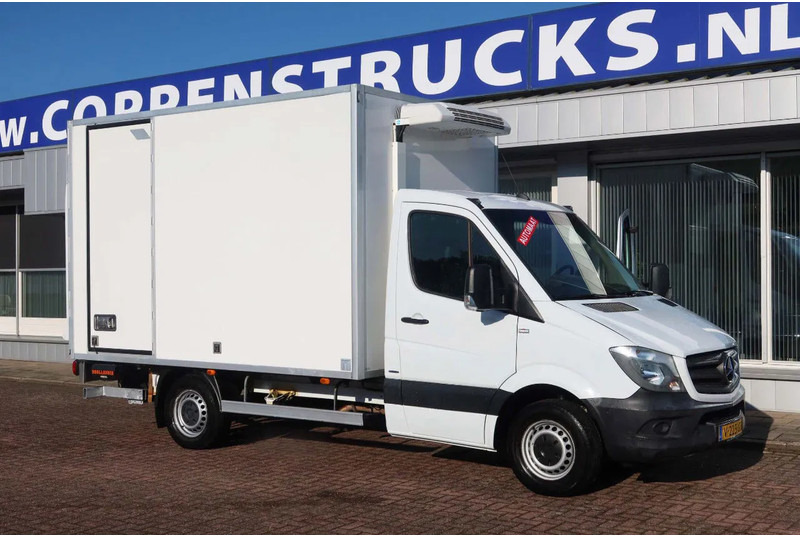 Mercedes-Benz Sprinter 316 CDI Carrier Koel/Vries Bak+Klep. Dag en nacht aansluiting - Refrigerated delivery van: picture 2 Mercedes-Benz Sprinter 316 CDI Carrier Koel/Vries Bak+Klep. Dag en nacht aansluiting - Refrigerated delivery van: picture 2