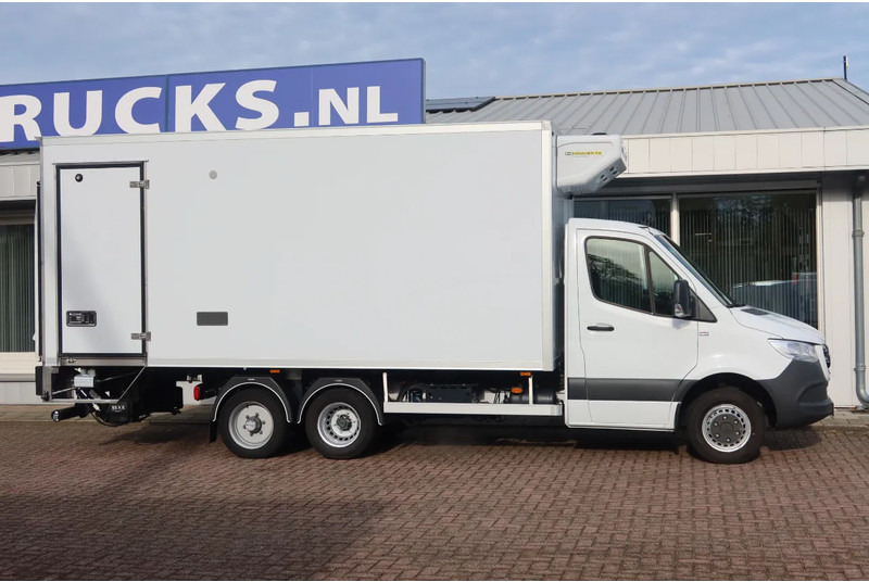 Mercedes-Benz Sprinter 519 CDI B.E. Koel Combi + Laadklep 1000kg Met Stekker 220 Volt - Refrigerated delivery van: picture 2 Mercedes-Benz Sprinter 519 CDI B.E. Koel Combi + Laadklep 1000kg Met Stekker 220 Volt - Refrigerated delivery van: picture 2