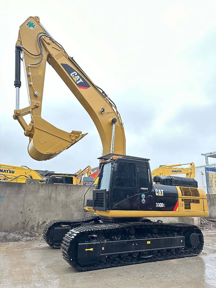CAT 330D2 - Crawler excavator: picture 1 CAT 330D2 - Crawler excavator: picture 1