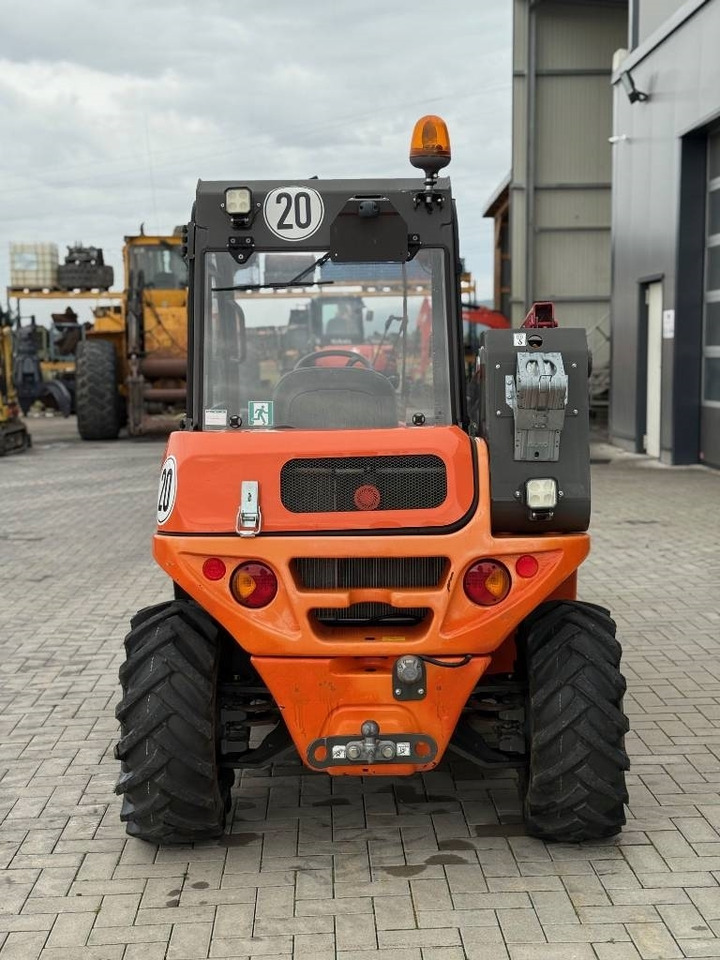 Ausa T 144  - Telescopic handler: picture 5 Ausa T 144  - Telescopic handler: picture 5