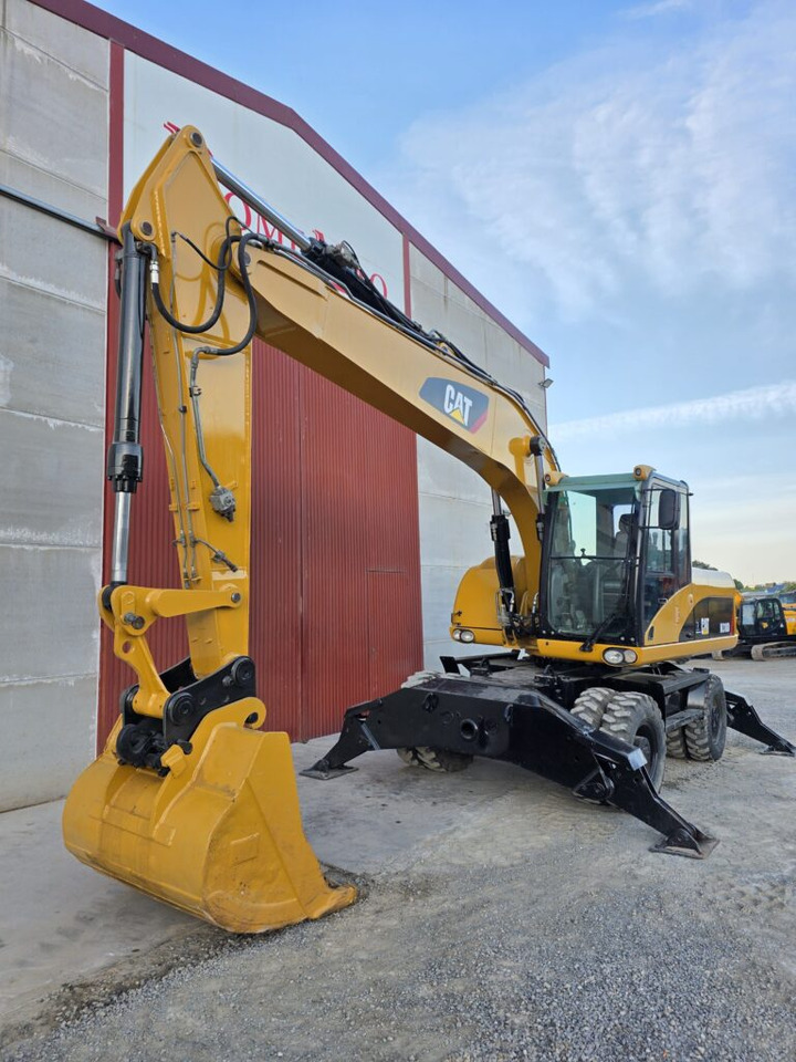 CAT M318D - Wheel excavator: picture 3 CAT M318D - Wheel excavator: picture 3