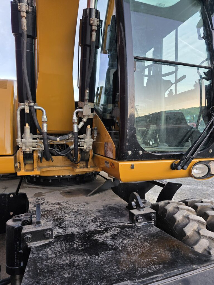 CAT M318D - Wheel excavator: picture 4 CAT M318D - Wheel excavator: picture 4