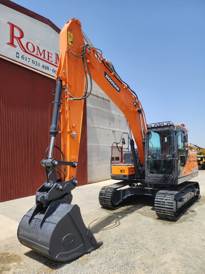 DOOSAN DX140LC-7 - Crawler excavator: picture 2 DOOSAN DX140LC-7 - Crawler excavator: picture 2