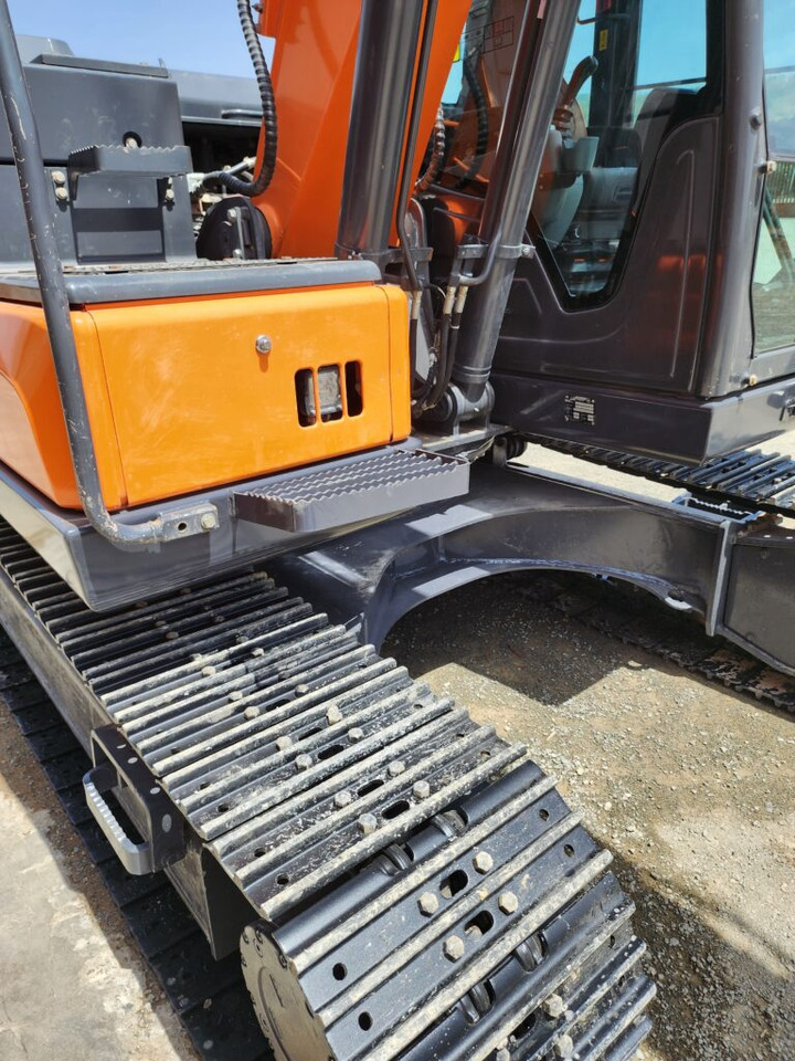 DOOSAN DX140LC-7 - Crawler excavator: picture 3 DOOSAN DX140LC-7 - Crawler excavator: picture 3