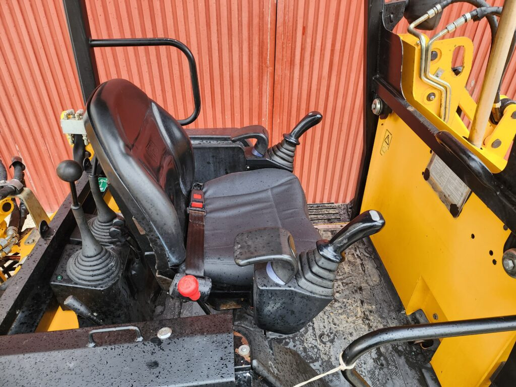 JCB 1CX - Backhoe loader: picture 3 JCB 1CX - Backhoe loader: picture 3