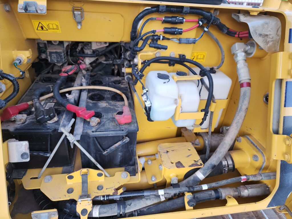 KOMATSU D61PX-24 - Bulldozer: picture 4 KOMATSU D61PX-24 - Bulldozer: picture 4