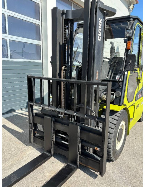 Clark C 50 SD Dieselstapler 5000kg, 4500mm, Triplex - Diesel forklift: picture 5 Clark C 50 SD Dieselstapler 5000kg, 4500mm, Triplex - Diesel forklift: picture 5
