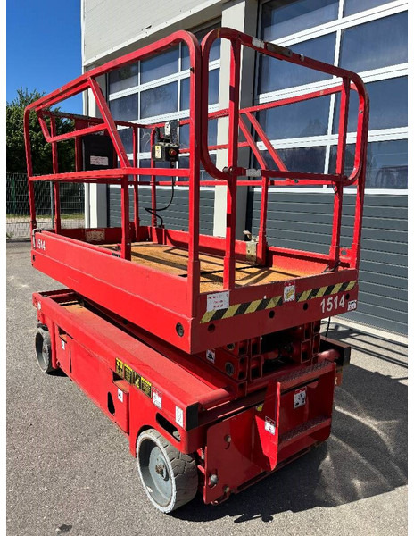 Haulotte Compact 8W - 8,2m Elektro Scherenarbeitsbühne - Scissor lift: picture 2 Haulotte Compact 8W - 8,2m Elektro Scherenarbeitsbühne - Scissor lift: picture 2
