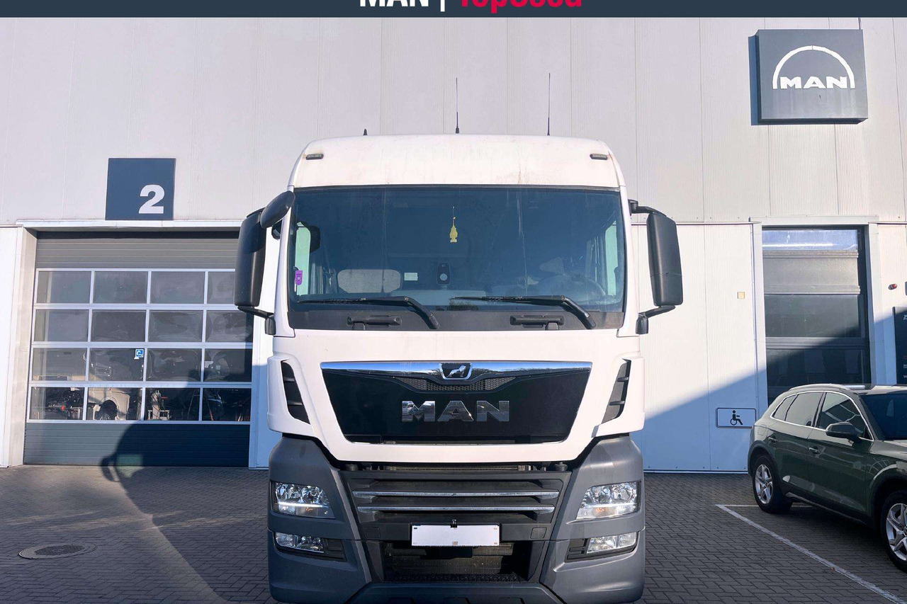 MAN TGX 18.470 4X2 XLX Retarder(9275) - Tractor unit: picture 3 MAN TGX 18.470 4X2 XLX Retarder(9275) - Tractor unit: picture 3