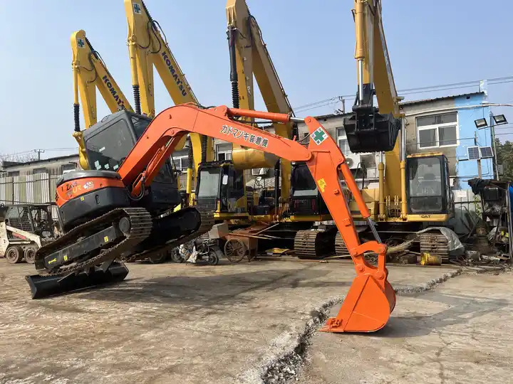 All original mini excavator hitachi used ZX55 ZX60 ZX70 small second hand excavator made in Japan - Crawler excavator: picture 4 All original mini excavator hitachi used ZX55 ZX60 ZX70 small second hand excavator made in Japan - Crawler excavator: picture 4