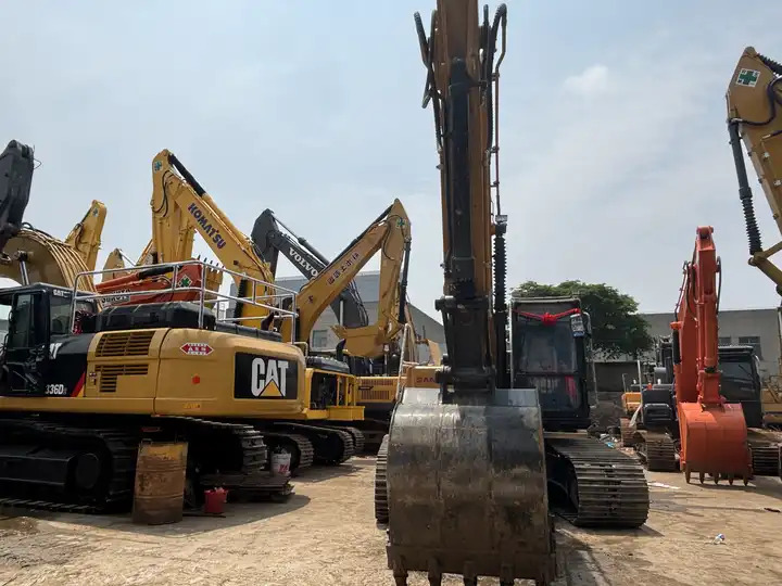 Factory Direct Sale Sany 215C Pro Excavator Machine 20ton SANY 215 SY215 SY215C SY215H Used Excavators in Shanghai - Excavator: picture 2 Factory Direct Sale Sany 215C Pro Excavator Machine 20ton SANY 215 SY215 SY215C SY215H Used Excavators in Shanghai - Excavator: picture 2