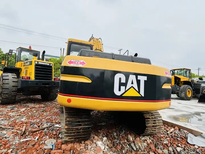 High Quality Used Excavator Cat 320bl In Good Condition On Sale in Shanghai - Crawler excavator: picture 3 High Quality Used Excavator Cat 320bl In Good Condition On Sale in Shanghai - Crawler excavator: picture 3