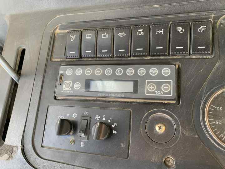 JCB 3cX backhoe loader manufactured in 2022 with telescopic boom JCB3CX JCB4CX JCB 3DX nice price - Backhoe loader: picture 3 JCB 3cX backhoe loader manufactured in 2022 with telescopic boom JCB3CX JCB4CX JCB 3DX nice price - Backhoe loader: picture 3