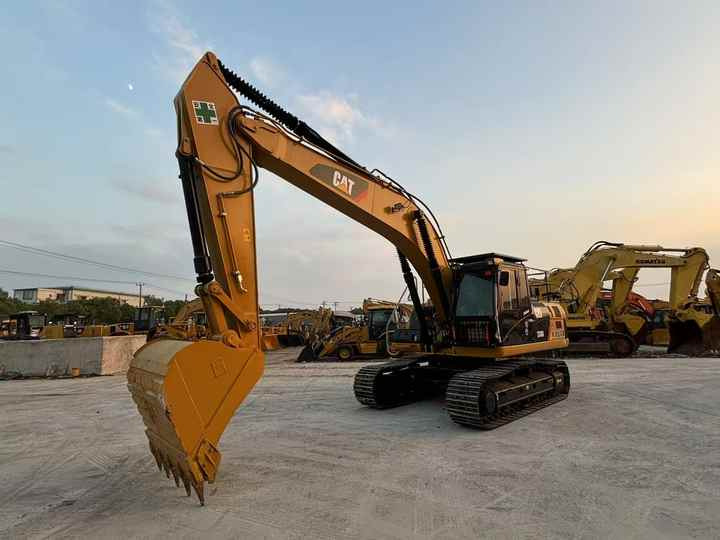 Original Japan Cat Excavadora Caterpillar 330D2L Excavator Digger Cat 330d Heavy Machinery for Construction - Excavator: picture 4 Original Japan Cat Excavadora Caterpillar 330D2L Excavator Digger Cat 330d Heavy Machinery for Construction - Excavator: picture 4