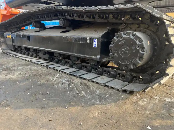 Original Well-Maintained Second hand Hitachi ZX200-3 Excavator for Sale - Crawler excavator: picture 4 Original Well-Maintained Second hand Hitachi ZX200-3 Excavator for Sale - Crawler excavator: picture 4