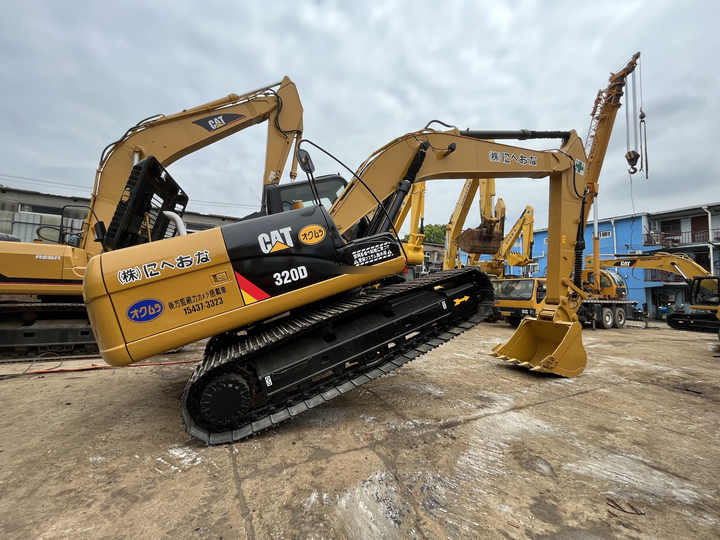 Original japan used CAT 320D 320D2 crawler excavator CAT 320 used excavators second hand excavator for sale - Crawler excavator: picture 3 Original japan used CAT 320D 320D2 crawler excavator CAT 320 used excavators second hand excavator for sale - Crawler excavator: picture 3