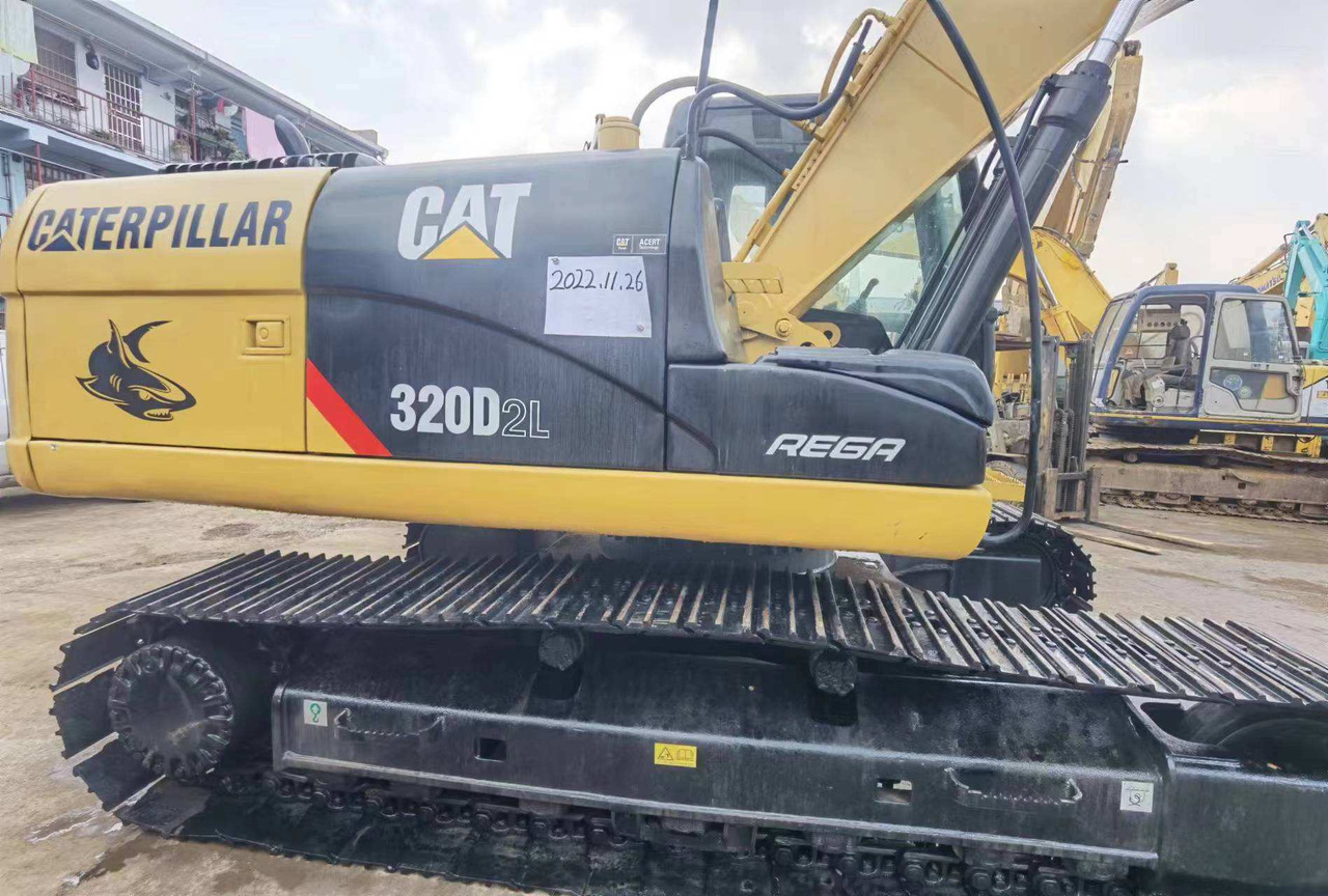 Used CAT 320 320B 320C 320D Excavator with bucket for excavator - Crawler excavator: picture 4 Used CAT 320 320B 320C 320D Excavator with bucket for excavator - Crawler excavator: picture 4