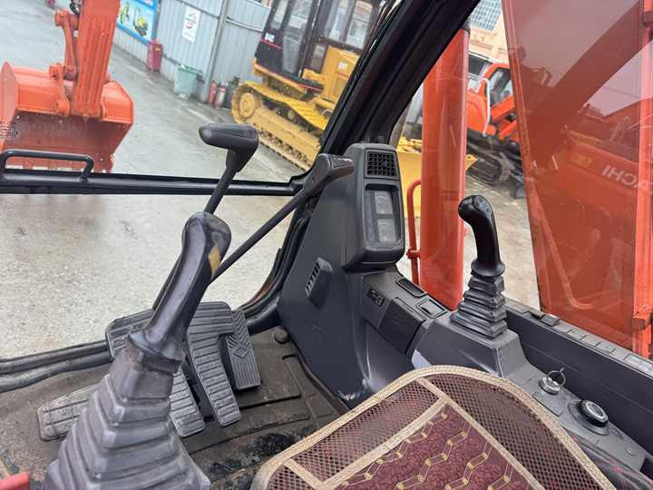 Used Excavator Doosan Dx75-9C Excavators Earth-moving Machinery Doosan Dx60 Dx80 Dx75 Dx225 Dh55 Dx60-9c for Sale - Crawler excavator: picture 4 Used Excavator Doosan Dx75-9C Excavators Earth-moving Machinery Doosan Dx60 Dx80 Dx75 Dx225 Dh55 Dx60-9c for Sale - Crawler excavator: picture 4