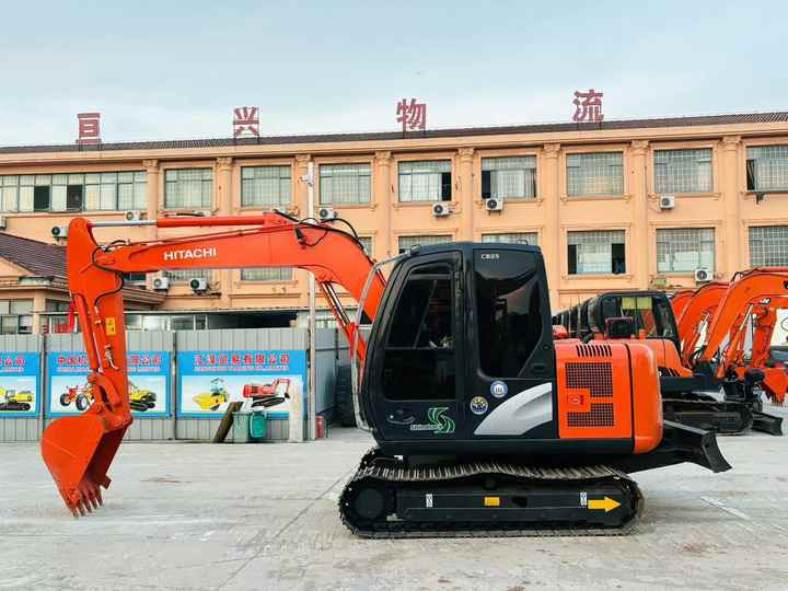 Used Japanese Excavator Hitachi 70 for Sale Hitachi 70 Excavator Hitachi Zx70 - Excavator: picture 3 Used Japanese Excavator Hitachi 70 for Sale Hitachi 70 Excavator Hitachi Zx70 - Excavator: picture 3
