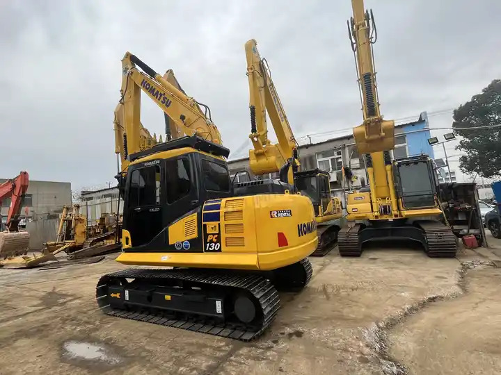 Perfect performance japan original low hourS used Komatsu PC130-7 excavator for hot sale - Crawler excavator: picture 4 Perfect performance japan original low hourS used Komatsu PC130-7 excavator for hot sale - Crawler excavator: picture 4
