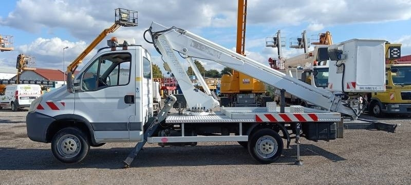 Iveco Daily Multitel 160 ALU DS - 16m - Truck mounted aerial platform: picture 5 Iveco Daily Multitel 160 ALU DS - 16m - Truck mounted aerial platform: picture 5