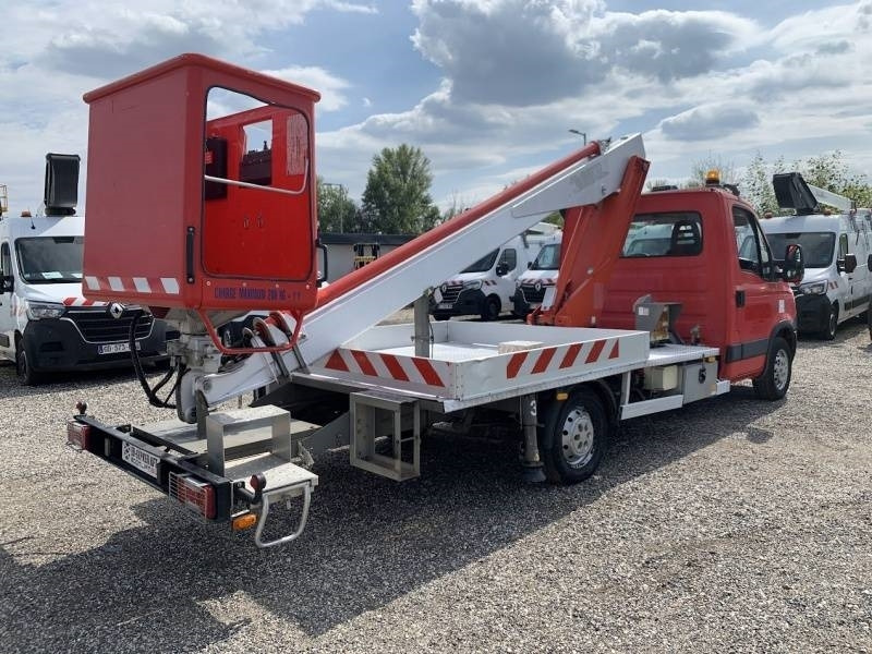 Iveco Daily Multitel 160 ALU DS - 16m - Truck mounted aerial platform: picture 5 Iveco Daily Multitel 160 ALU DS - 16m - Truck mounted aerial platform: picture 5