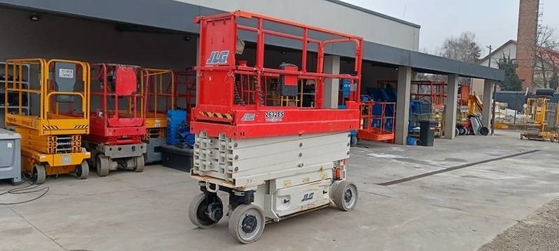 JLG 2632ES - 9,77 m, electric - Scissor lift: picture 2 JLG 2632ES - 9,77 m, electric - Scissor lift: picture 2