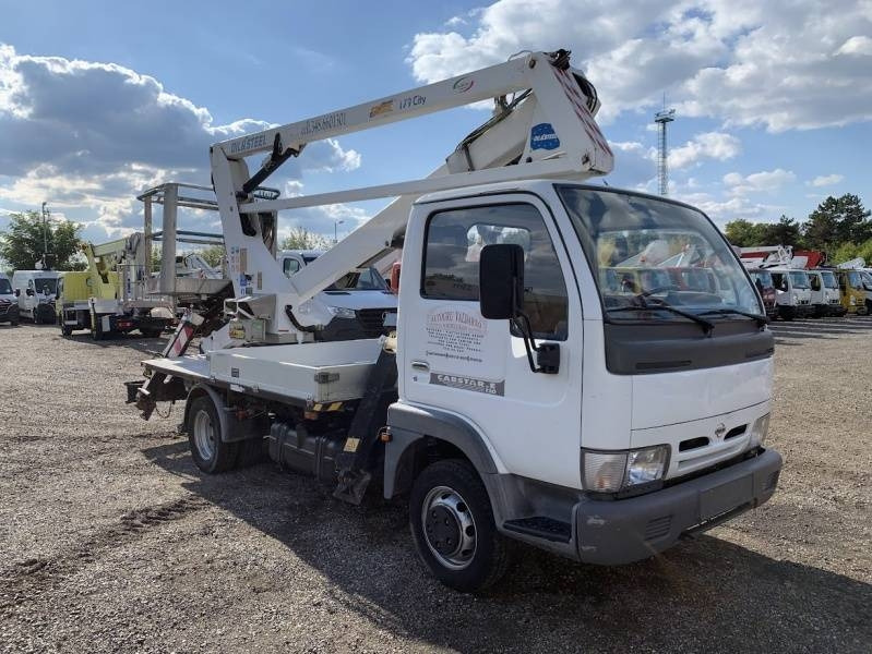 Truck mounted aerial platform Nissan Cabstar Oil&Steel Snake 179 City - 17,5m, 200 kg: picture 1