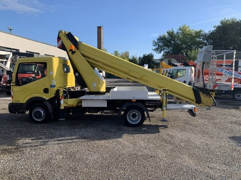 Nissan Cabstar Ruthmann TB270 - 27m - 225 kg - Truck mounted aerial platform: picture 4 Nissan Cabstar Ruthmann TB270 - 27m - 225 kg - Truck mounted aerial platform: picture 4