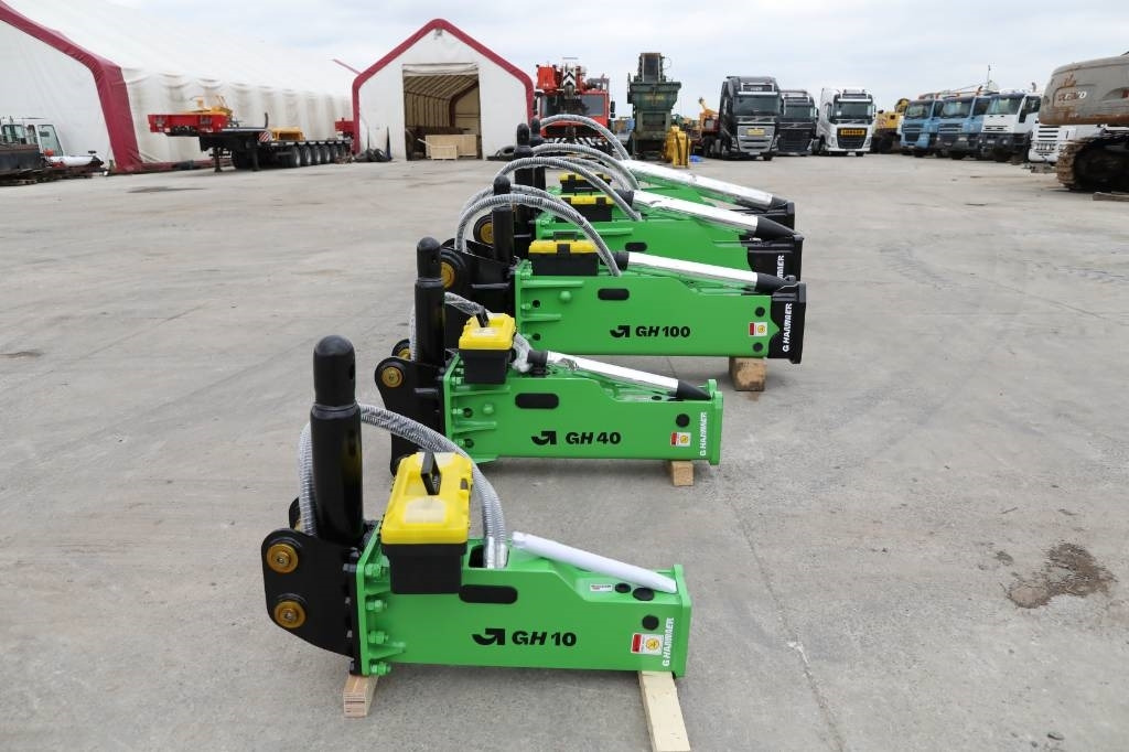 G Hammer GH 10 - Power, Not Noise! - Hydraulic hammer for Construction machinery: picture 3 G Hammer GH 10 - Power, Not Noise! - Hydraulic hammer for Construction machinery: picture 3