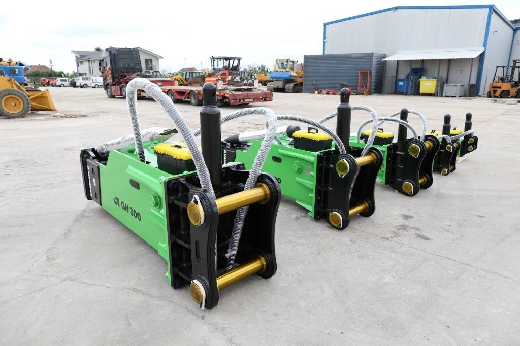 G Hammer GH 40 - Power, Not Noise! New Model 2025 - Hydraulic hammer for Construction machinery: picture 2 G Hammer GH 40 - Power, Not Noise! New Model 2025 - Hydraulic hammer for Construction machinery: picture 2