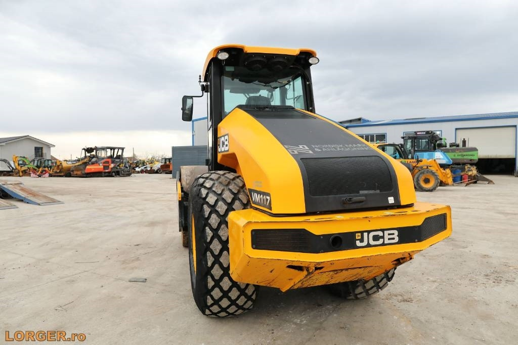 JCB VM 117 - Compactor: picture 3 JCB VM 117 - Compactor: picture 3
