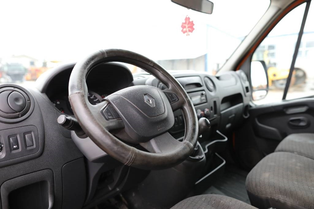 Closed box van Renault Master III: picture 10