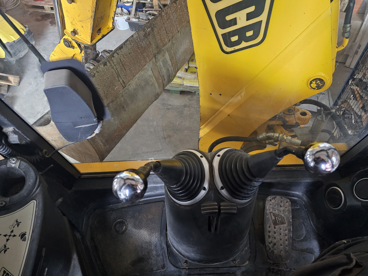 JCB 4CX - Backhoe loader: picture 2 JCB 4CX - Backhoe loader: picture 2