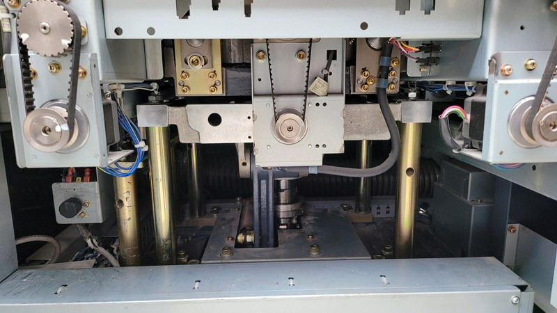 Horizon BQ-270 | 2010 | 693000 - Binding machine: picture 4 Horizon BQ-270 | 2010 | 693000 - Binding machine: picture 4