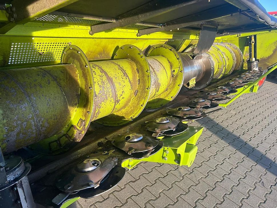 J.Reiff Sarl
Herr Stefan Neukirch - 77 Z.I in den - Forage harvester attachment: picture 4 J.Reiff Sarl
Herr Stefan Neukirch - 77 Z.I in den - Forage harvester attachment: picture 4