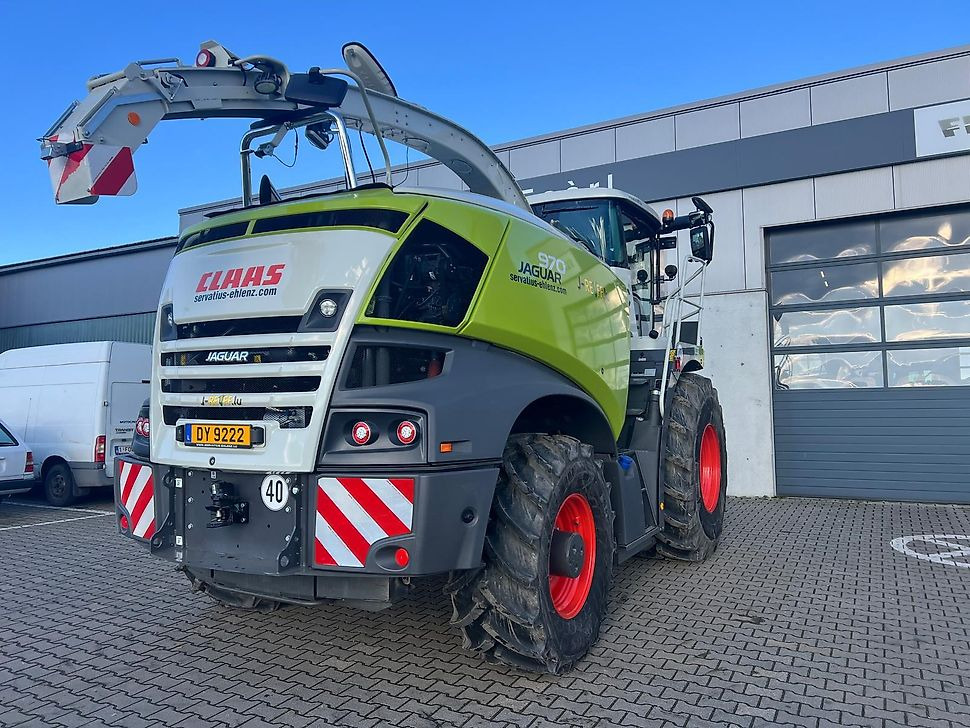 J.Reiff Sarl
Herr Stefan Neukirch - 77 Z.I in den - Forage harvester: picture 4 J.Reiff Sarl
Herr Stefan Neukirch - 77 Z.I in den - Forage harvester: picture 4