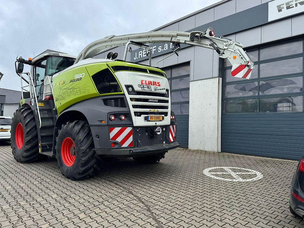 J.Reiff Sarl
Herr Stefan Neukirch - 77 Z.I in den - Forage harvester: picture 3 J.Reiff Sarl
Herr Stefan Neukirch - 77 Z.I in den - Forage harvester: picture 3