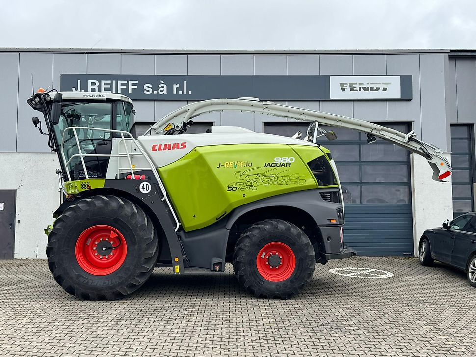 J.Reiff Sarl
Herr Stefan Neukirch - 77 Z.I in den - Forage harvester: picture 2 J.Reiff Sarl
Herr Stefan Neukirch - 77 Z.I in den - Forage harvester: picture 2